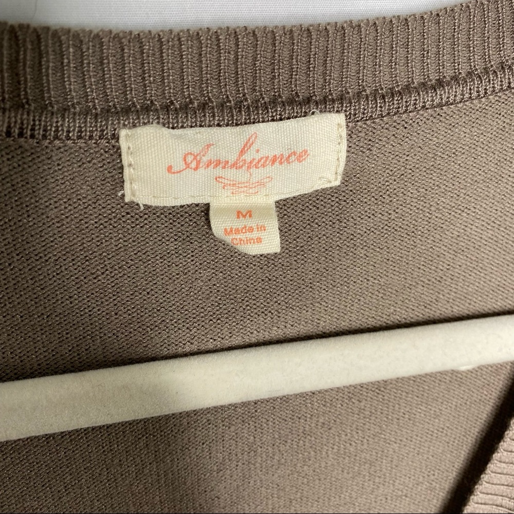 Ambiance tan tight button down cardigan M - Picture 4 of 5